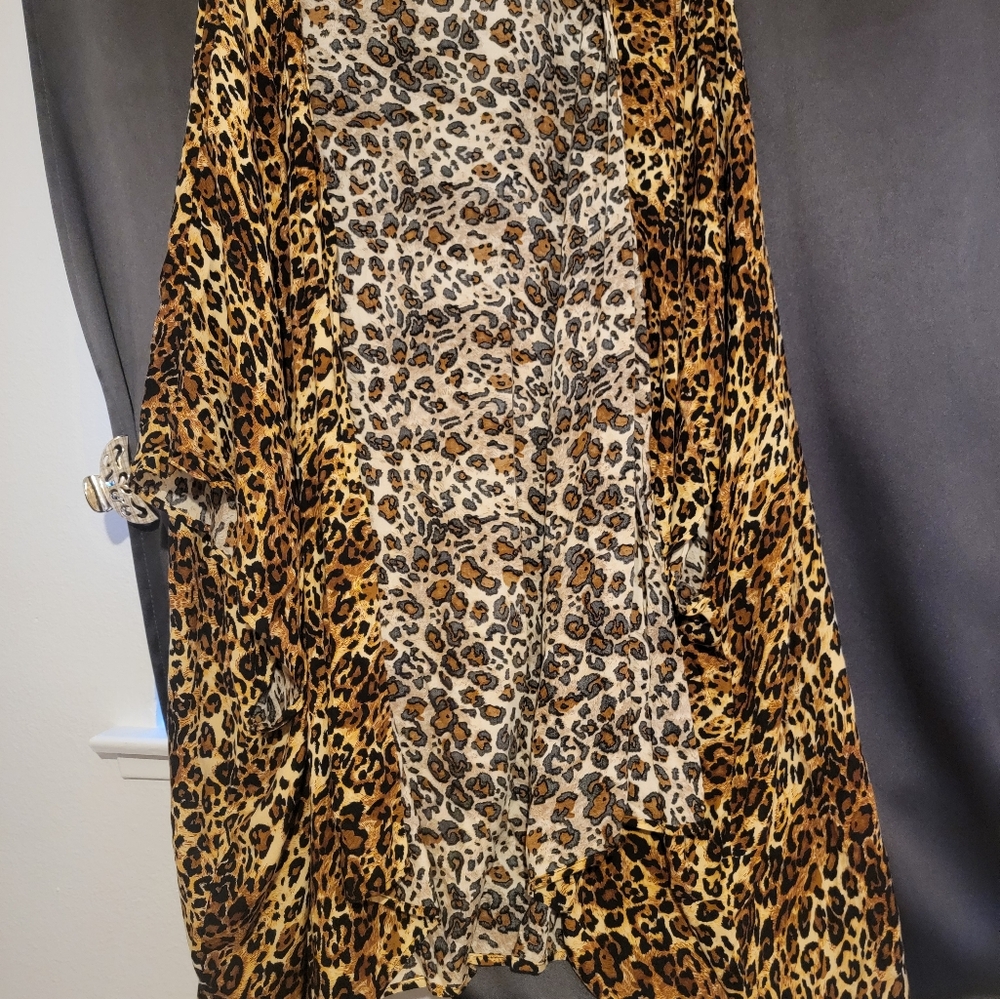 Leopard print kimono